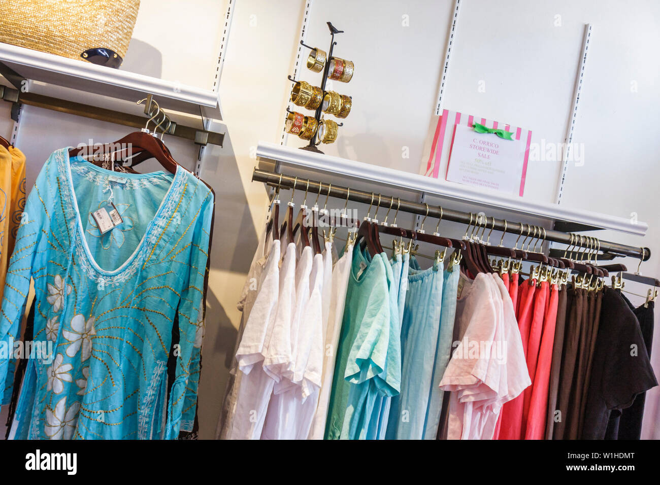 American apparel top hires stock photography and images Alamy