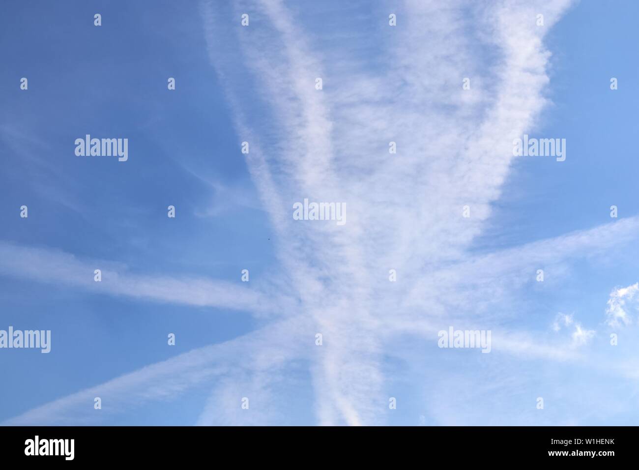 Airplane flying on deep blue hi-res stock photography and images - Alamy