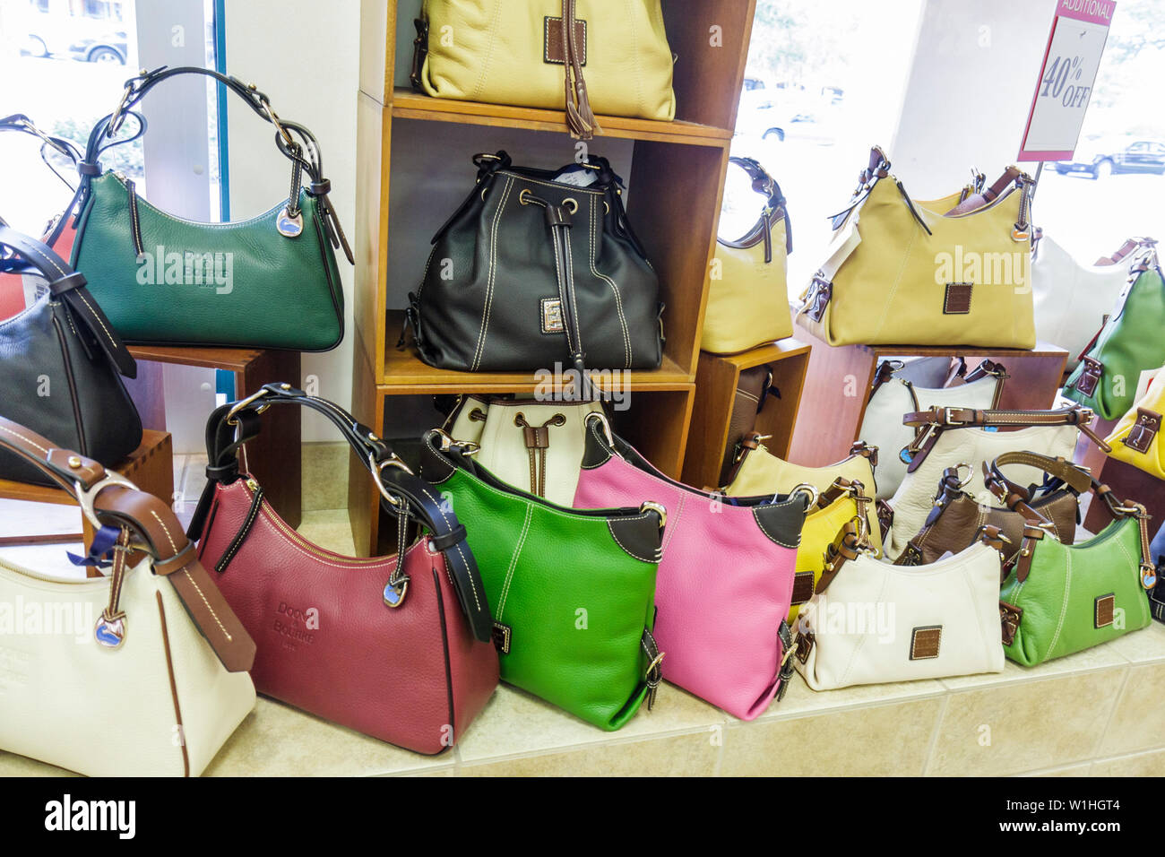 Dooney and bourke outlet delaware Clearance