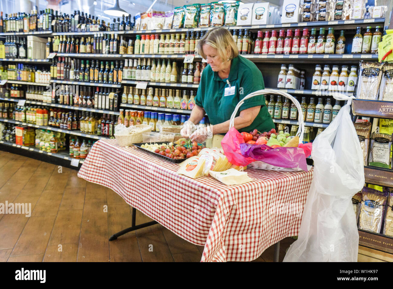 American Supermarket Chain High Resolution Stock Photography And Images Alamy