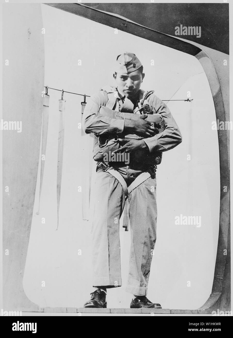 Pfc Ira H Hayes A Pima At Age 19 Ready To Jump Marine Corps Paratroop School 1943 519164 Stock Photo Alamy