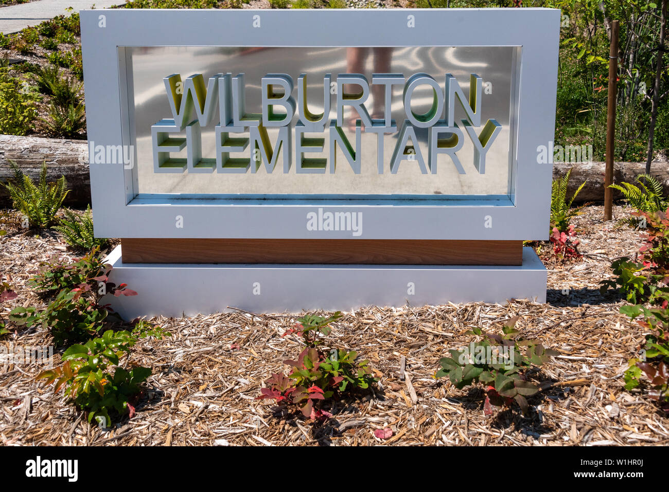 BELLEVUE, WA/USA JUNE 30, 2019 Wilburton Elementary school entrance