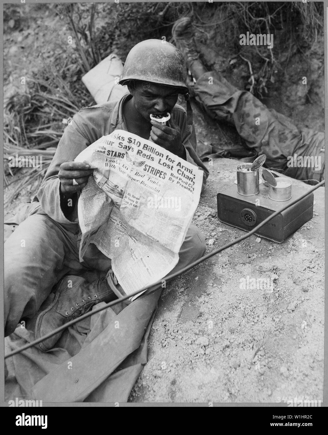 Radio operator korea hi-res stock photography and images - Alamy