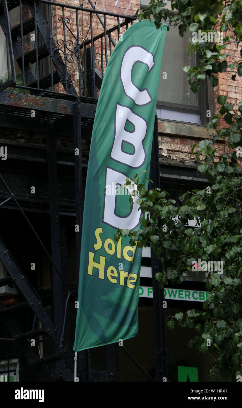 New York City New York Usa 2nd July 2019 A Cbd Sign On