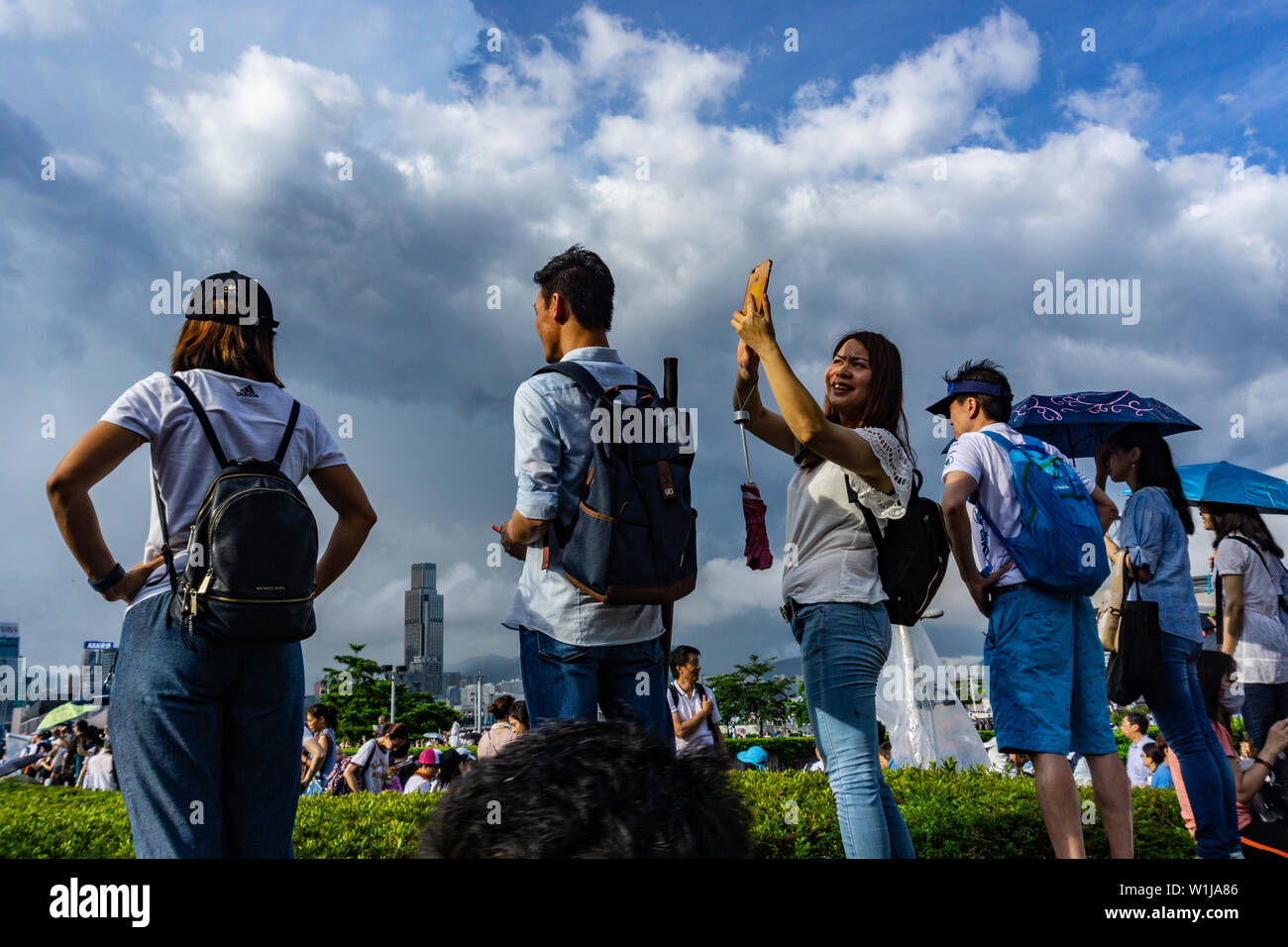 Protest in Hong Kong: counter protest at pro-police rally against anti extradition protesters Stock Photo