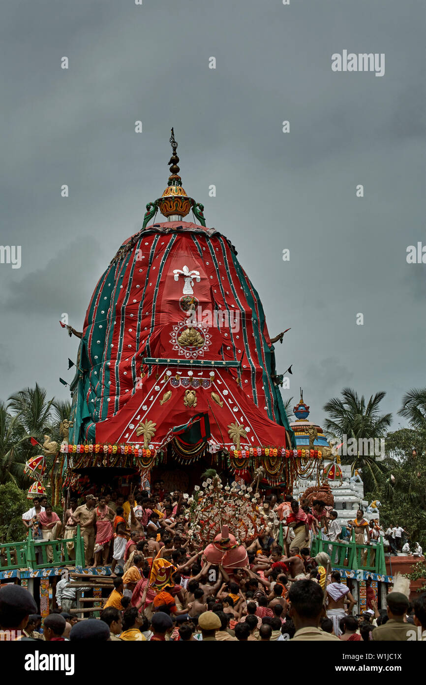 24jul2007Lord Balabhadra’s Chariot Taladhwaja canopy color green