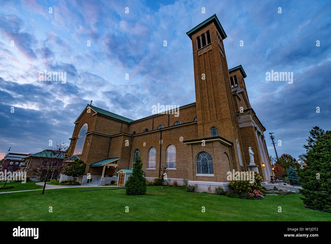 St. Martin Of Tours Cheviot Ohio Stock Photo Alamy