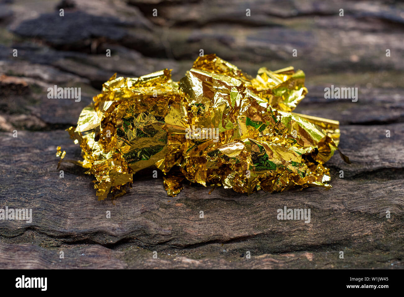 Gold leaf Stock Photo Alamy