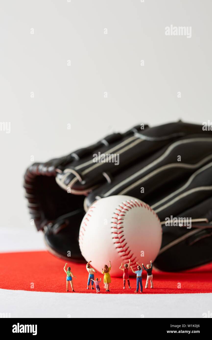 Baseball fans japan hires stock photography and images Alamy