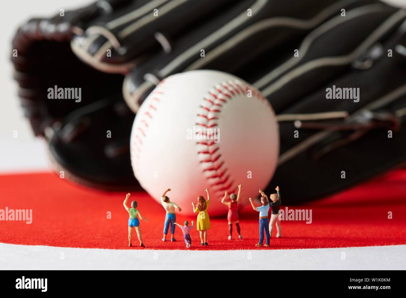 Baseball fans japan hires stock photography and images Alamy