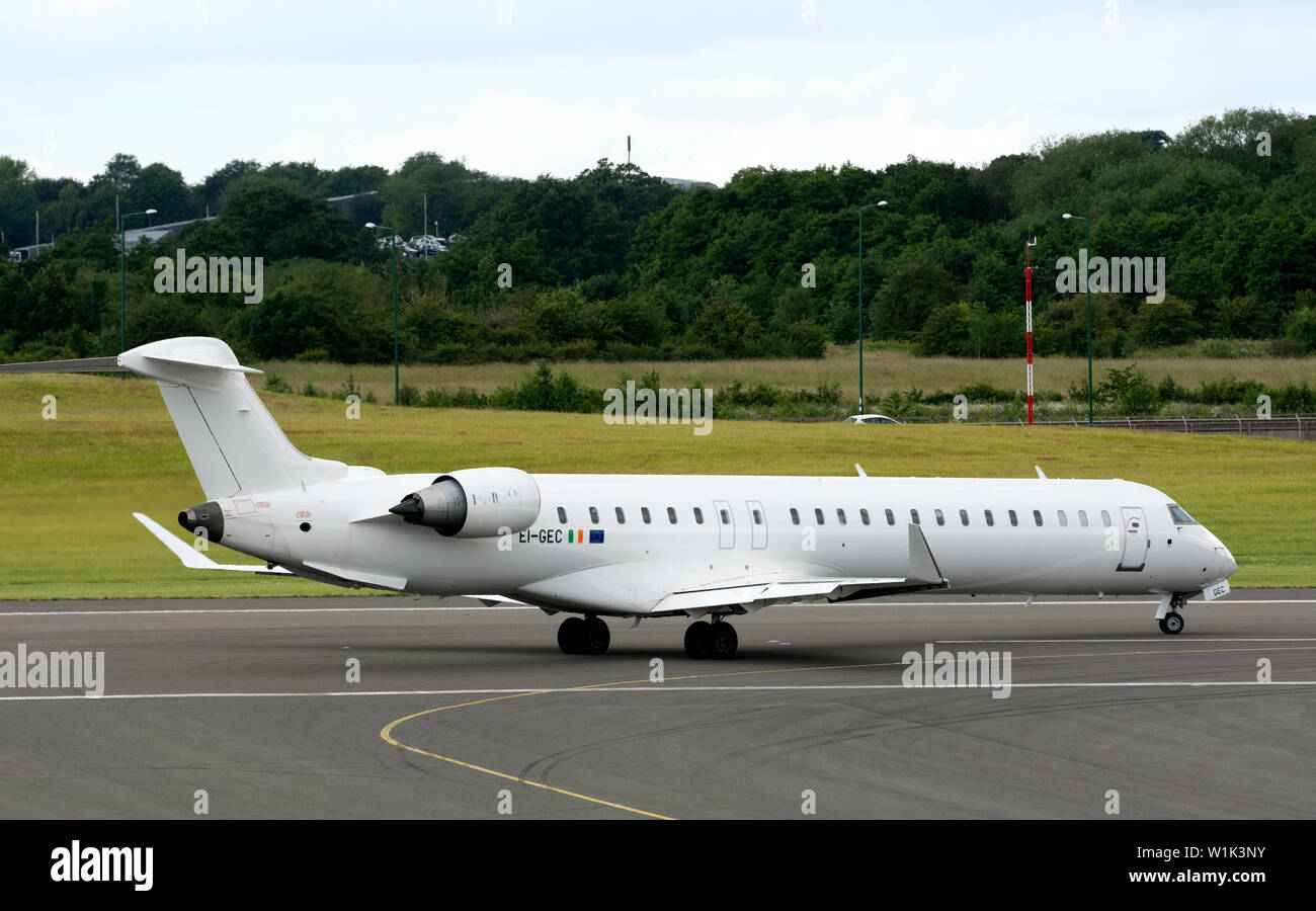 Cityjet CRJ-900LR ready for take off at Birmingham Airport, UK (EI-GEC) Stock Photo