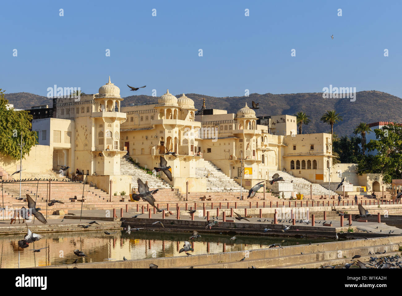 Chandra Ghat at Pushkar holy lake in Rajasthan. India Stock Photo - Alamy