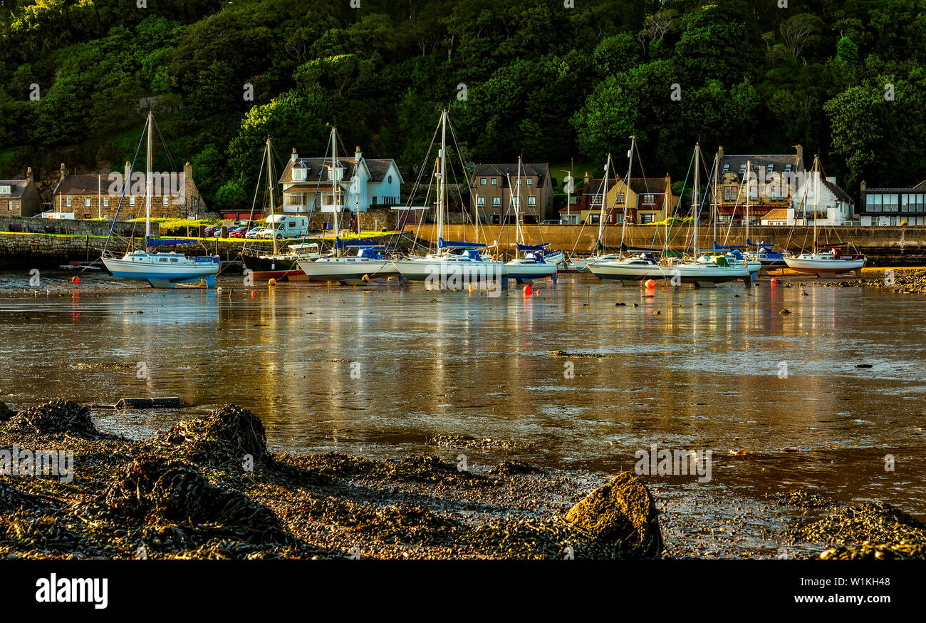 Limekilns fife hires stock photography and images Alamy