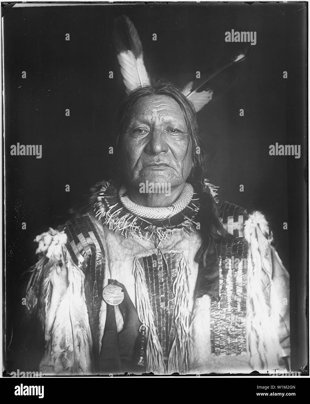 Yankton Dakota portrait, bust Stock Photo - Alamy