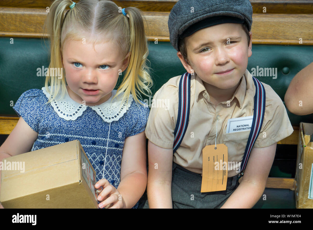 Girl Evacuee Stock Photos Girl Evacuee Stock Images Alamy