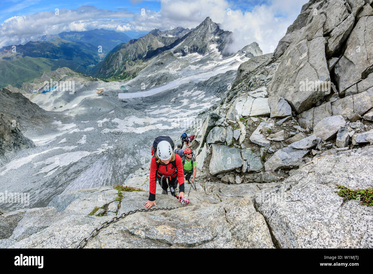 Sentiero adamello hi-res stock photography and images - Alamy