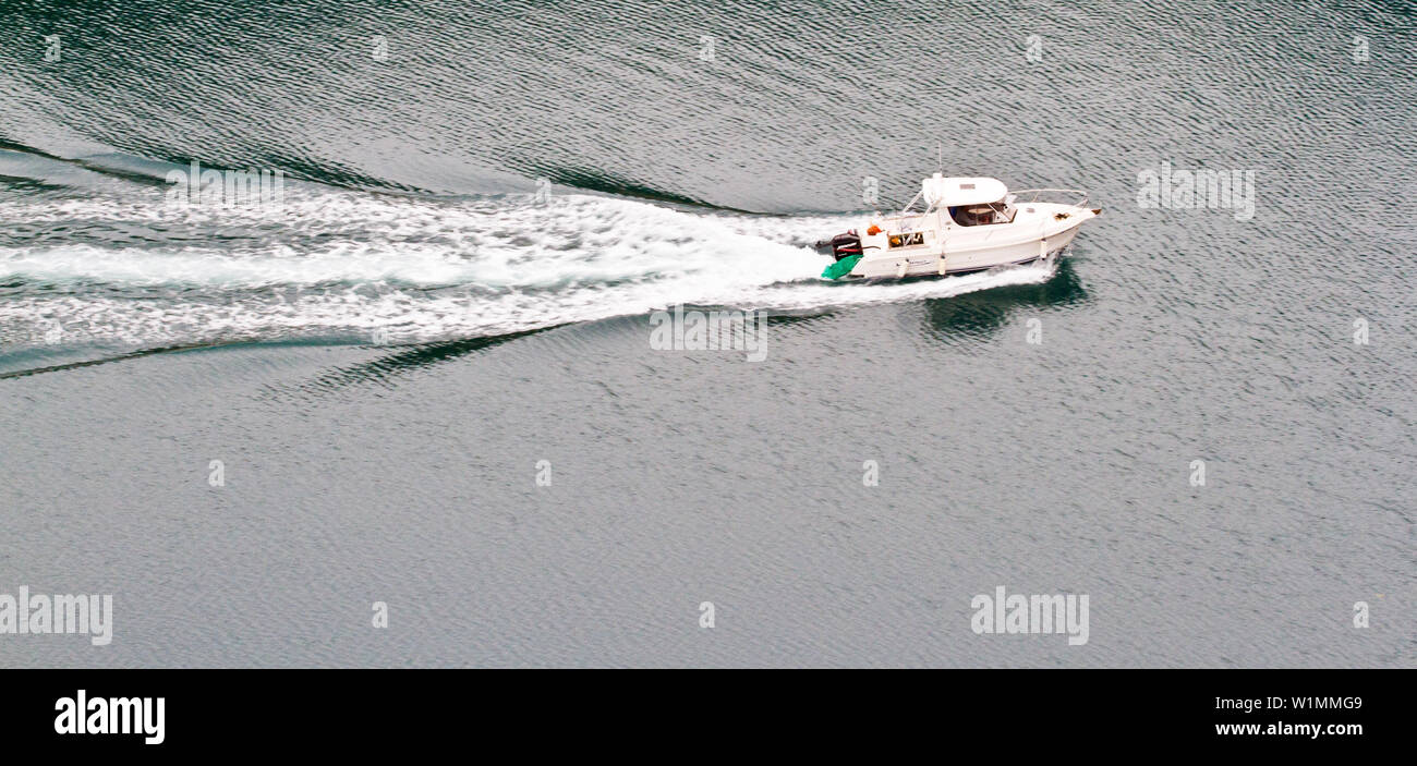 Fishing trawler in the morning sun hi-res stock photography and images ...