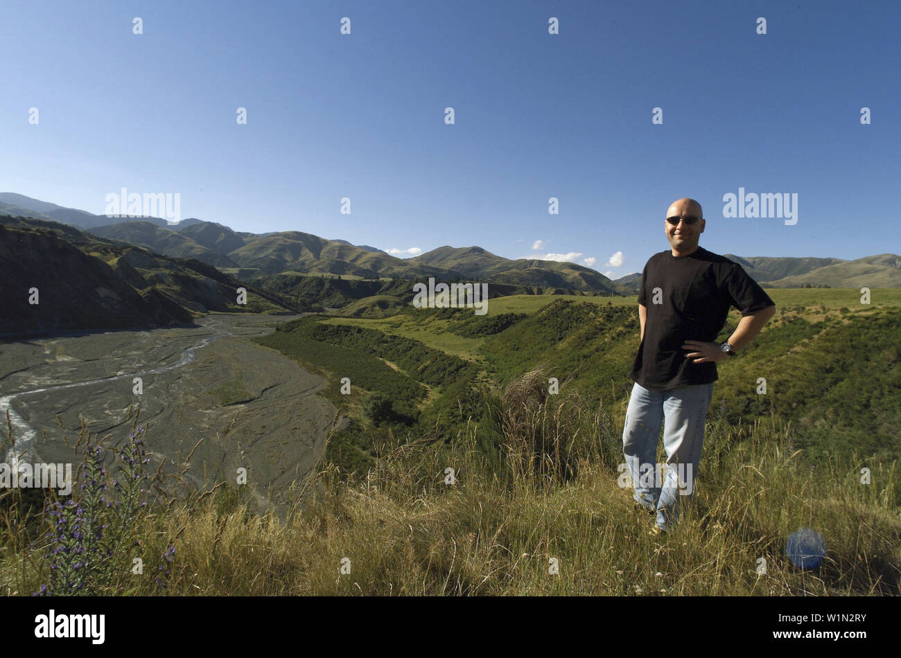 Landscape hill hi-res stock photography and images - Alamy