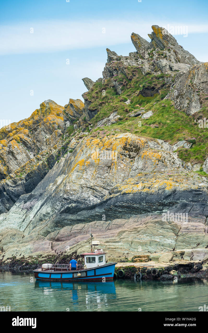 Chapel Rock at the entrance to Polperro harbour in Cornwall, England, UK. Stock Photo
