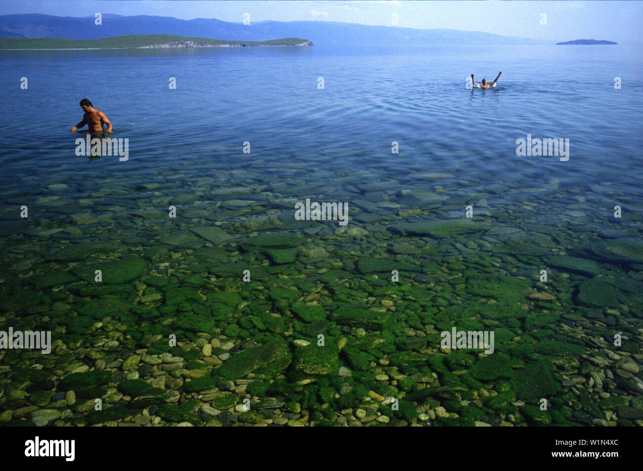 Swimmers in lake hi-res stock photography and images - Alamy