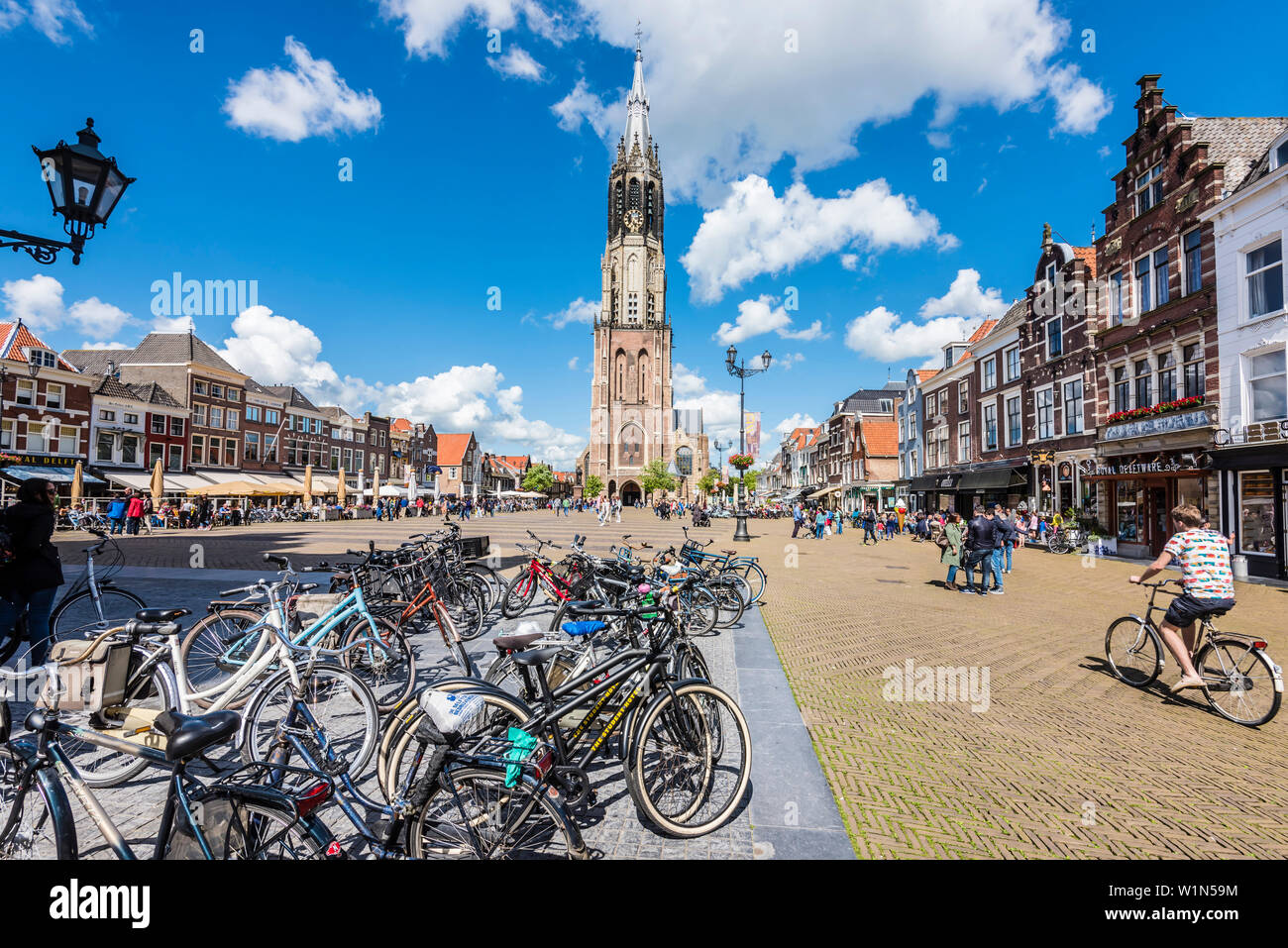 The Nieuwe Kerk, new church at the marketplace with the typical accumulation of bicycles, Delft, the Netherlands Stock Photo