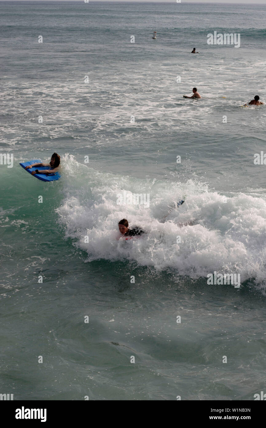 Waikiki surfer hi-res stock photography and images - Alamy