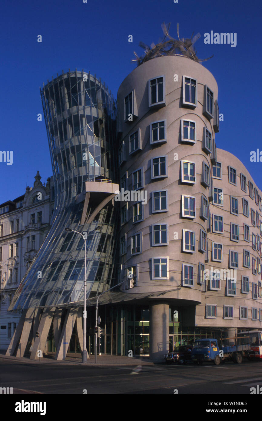 Tanzendes Haus Stock Photos Tanzendes Haus Stock Images Alamy