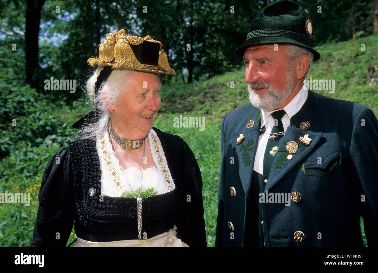 Dirndl couple not man hi-res stock photography and images - Alamy