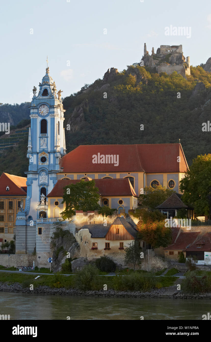 View at Dürnstein with Collegiate Church and castle , Wachau , River Danube , Niederösterreich , Lower Austria , Austria , Europe Stock Photo