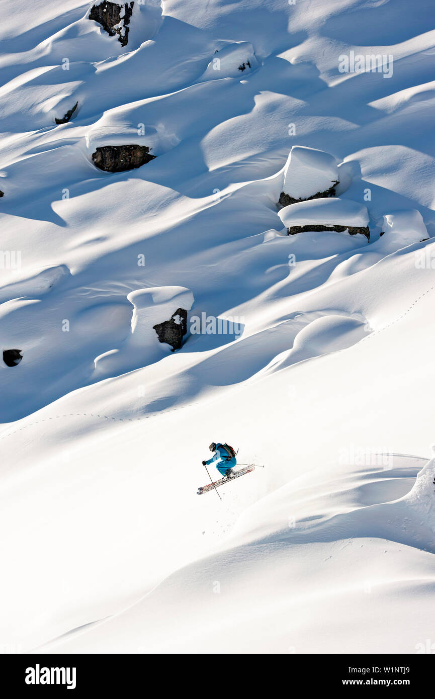 Skier downhill skiing, Gargellen, Montafon, Vorarlberg, Austria Stock Photo