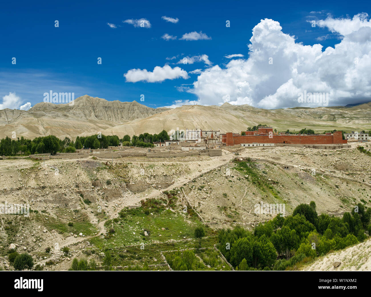 King's Palace and monastery, gompa of Lo Manthang (3840 m), former capital of the Kingdom of Mustang and residence of the King Raja Jigme Dorje Palbar Stock Photo