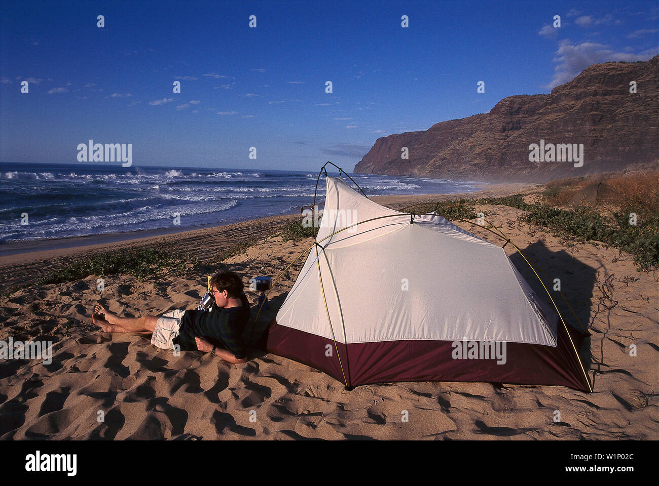 Beach Camping Polihale State Park Kauai Hawaii Usa Stock Photo Alamy