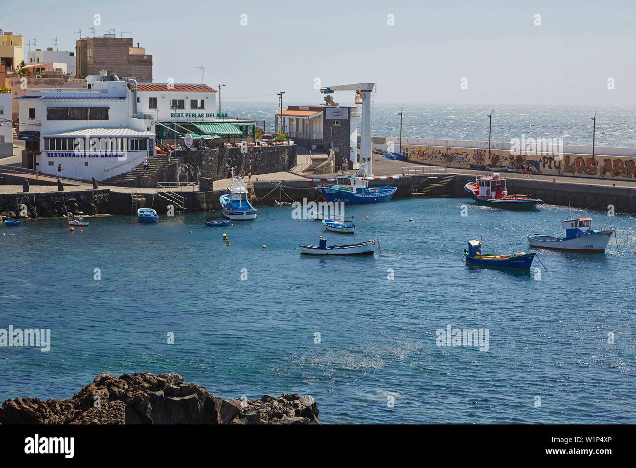 Harbour of Los Abrigos with Fish restaurant, Tenerife, Canary Islands,  Islas Canarias, Atlantic Ocean, Spain, Europe Stock Photo - Alamy