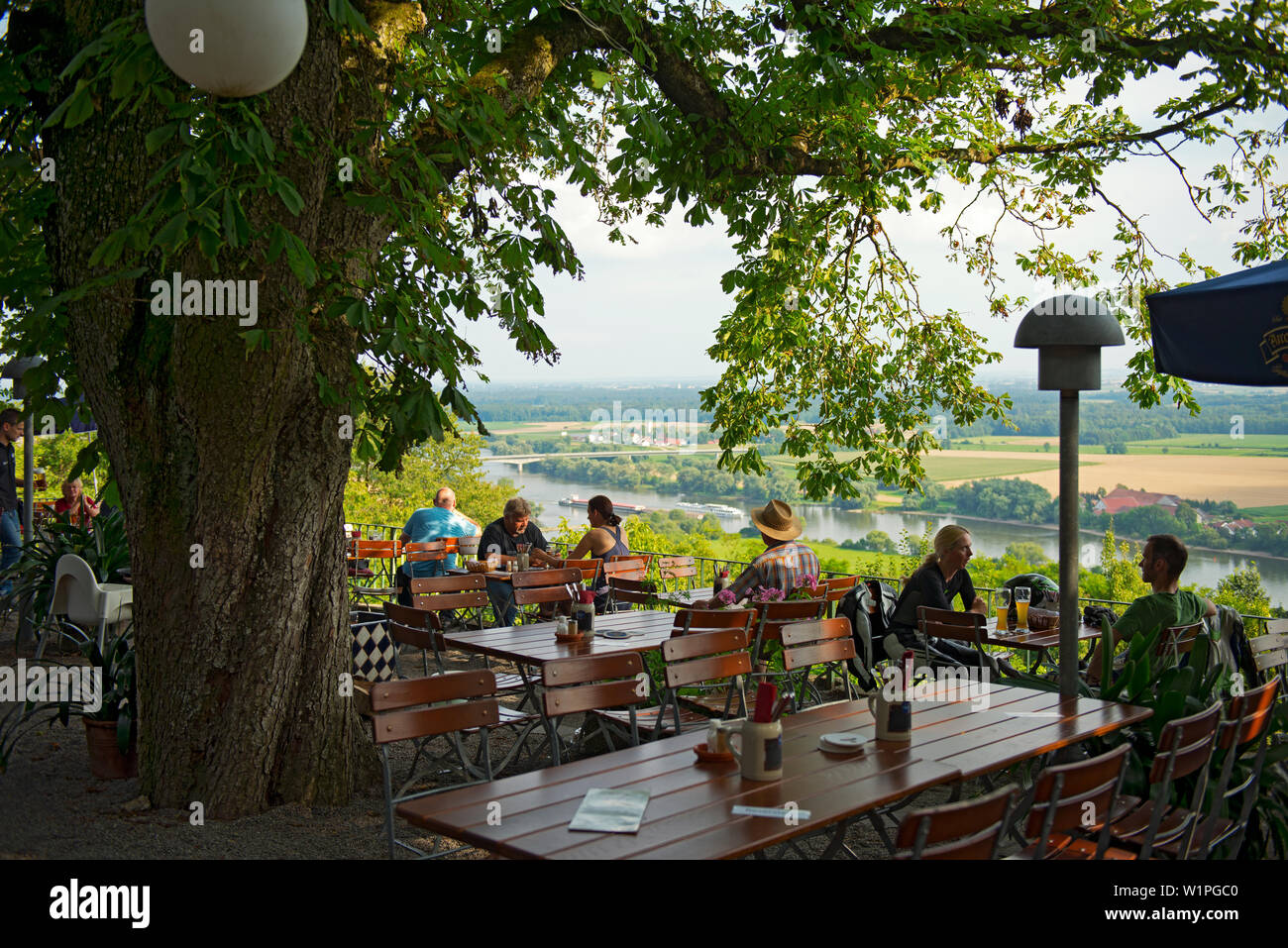 Beer garden on the Bogenberg high above the Danube, Bogen, Lower Bavaria Stock Photo