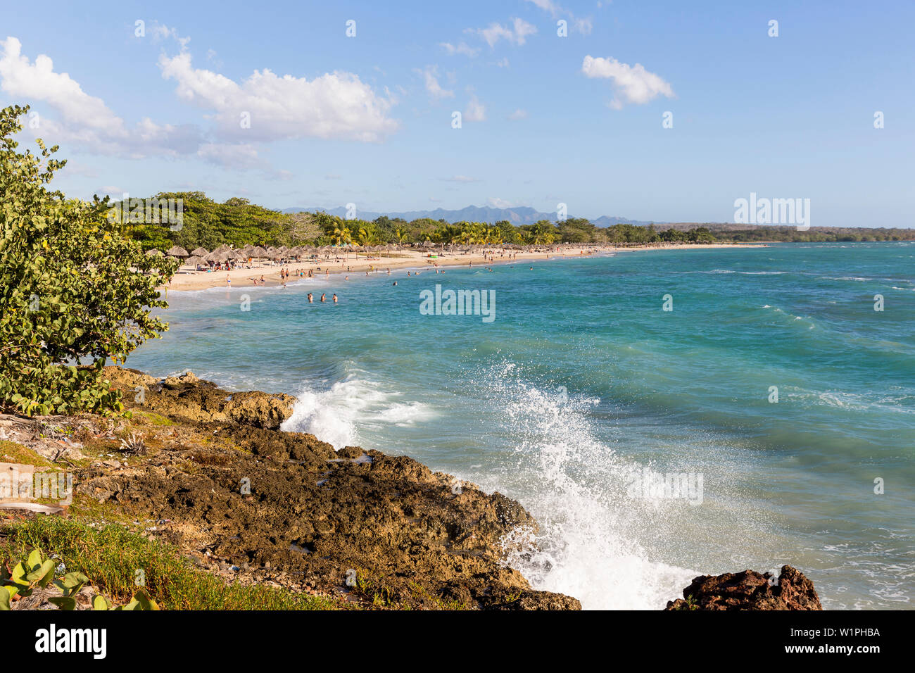 beautiful sandy beach and turquoise blue sea, Playa Rancha Luna, palm tree, family travel to Cuba, parental leave, holiday, time-out, adventure, Cienf Stock Photo