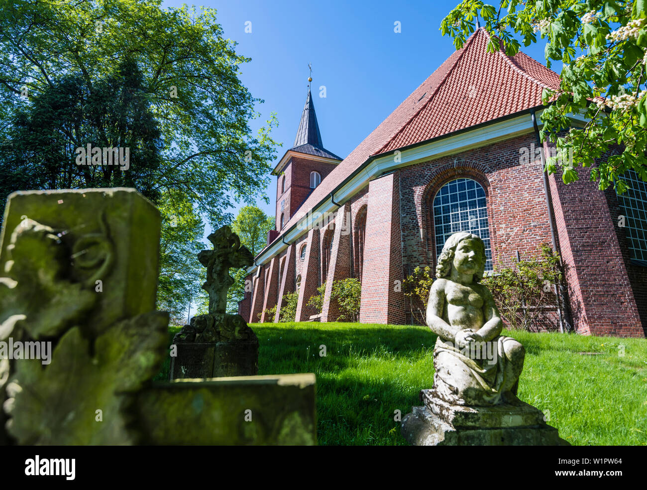 St. Pankratius Church, Neuenfelde, Hamburg, Germany Stock Photo