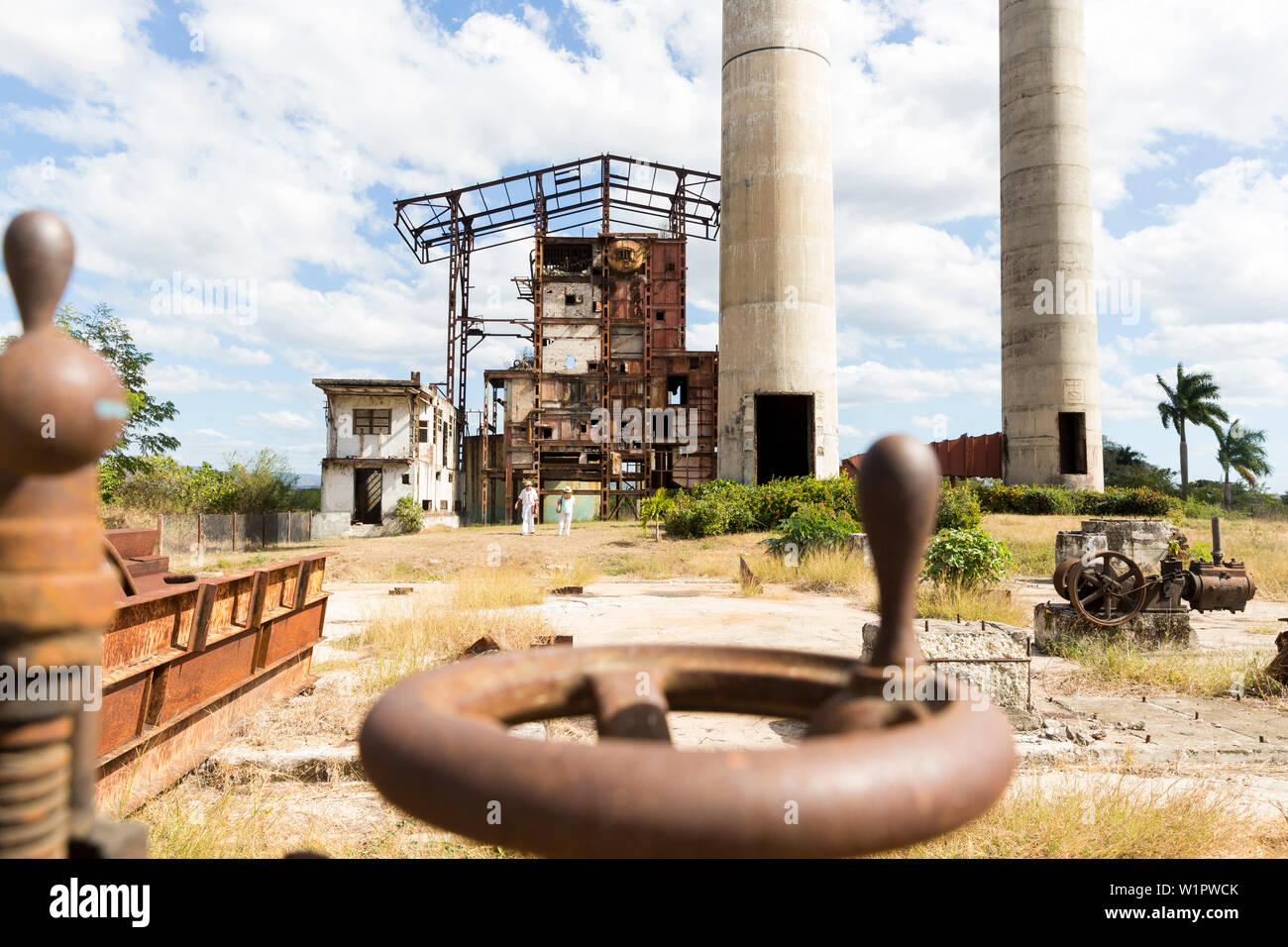 Formerly a sugarcane factory, surrounded by sugarcane plantations, tour into the Valle de los Ingenios, with a steam locomotive, family travel to Cuba Stock Photo