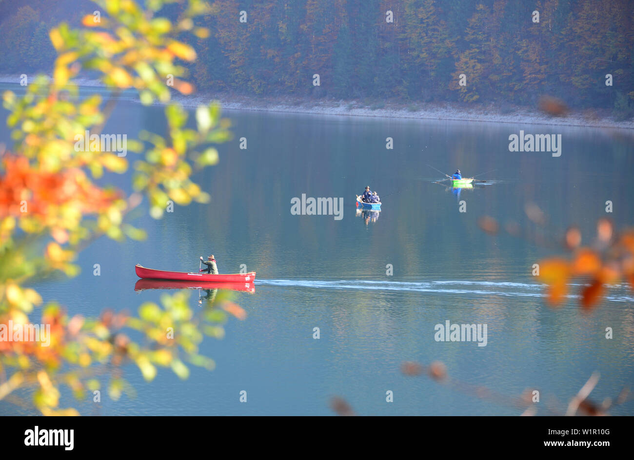 Autum at Sylvenstein lake, Bavaria, Germany Stock Photo