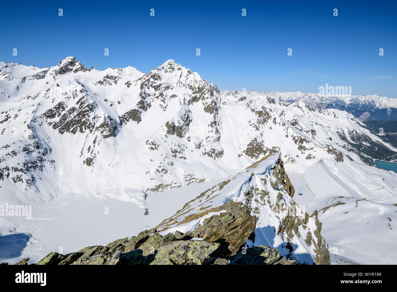 View towards Zwoelferkogel from Steintalspitze, Steintalspitze, Sellrain, Stubai Alps, Tyrol, Austria Stock Photo