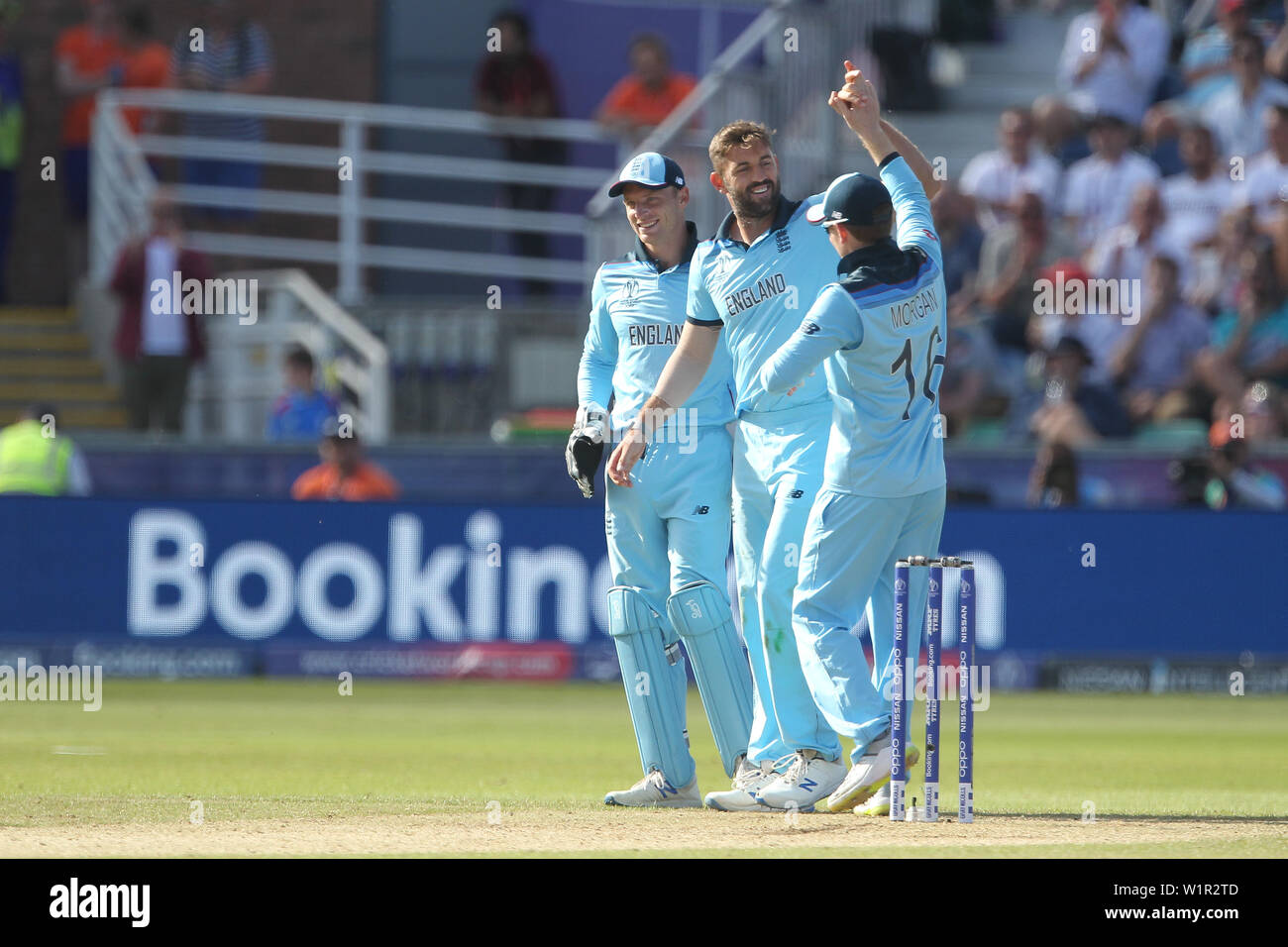 CHESTER LE STREET, ENGLAND 3rd JULY Liam Plunkett, Jos Buttler and Eoin Morgan celebrate after New Zealand's Tom Latham top edged a delivery from Plunkett to Jos Buttler during the ICC Cricket World Cup 2019 match between England and New Zealand at Emirates Riverside, Chester le Street on Wednesday 3rd July 2019. (Credit: Mark Fletcher | MI News) Credit: MI News & Sport /Alamy Live News Stock Photo