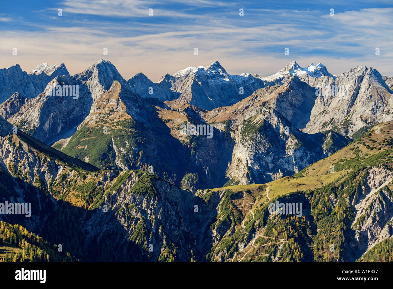 Karwendel with Sonnenspitze, Gamsjoch, Kaltwasserkarspitze, Birkkarspitze and Oedkarspitzen, from Seebergspitze, Karwendel range, Tyrol, Austria Stock Photo