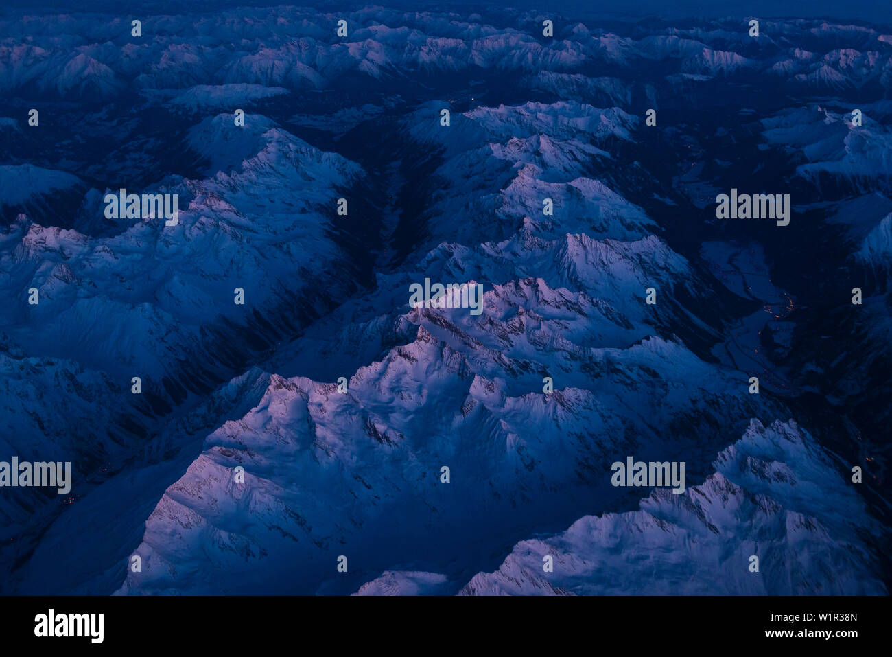 Nightflight hi-res stock photography and images - Alamy