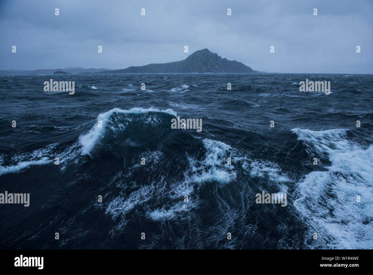 Rough seas and stormy skies are typical of the area around this infamous  landmark, Cape Horn, Isla Hornos, Magallanes y de la Antartica Chilena,  Patag Stock Photo - Alamy