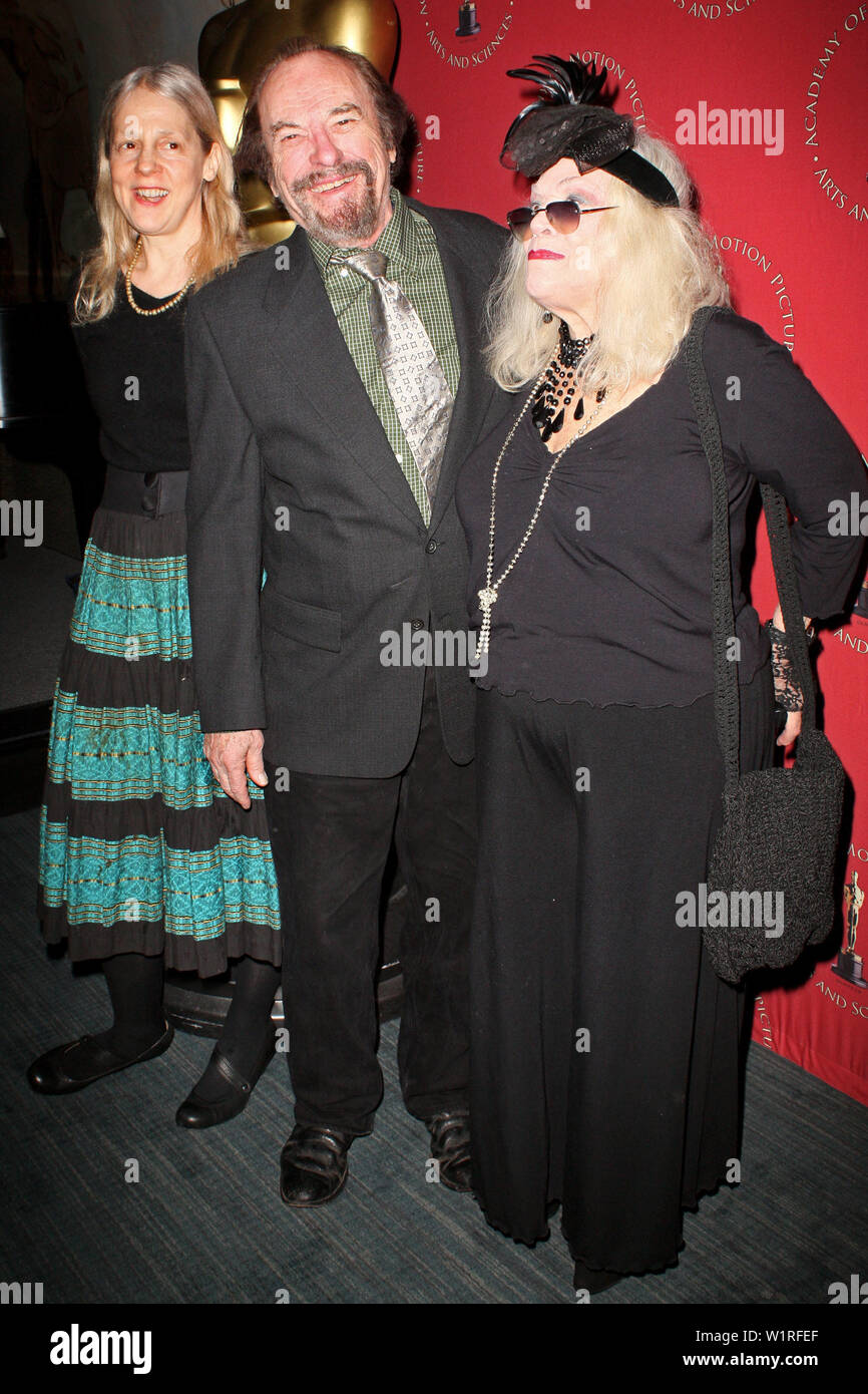 New York, NY - February 22:  Amy Wright, Actor, Rip Torn, and Actress, Sylvia Miles at the 81st Annual Academy Awards - Official New York Oscar Night Party at The Carlyle on February 22, 2009 in New York, NY. (Photo by Steve Mack/Alamy) Stock Photo