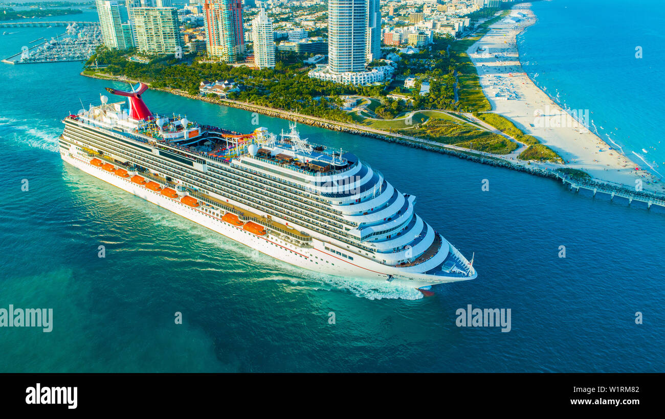 Cruise ship (Carnival Magic) entrance to Atlantic Ocean, from Miami