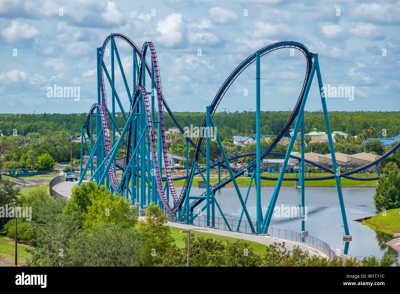 SKYFOX Drone Zone: Mako roller coaster at SeaWorld Orlando