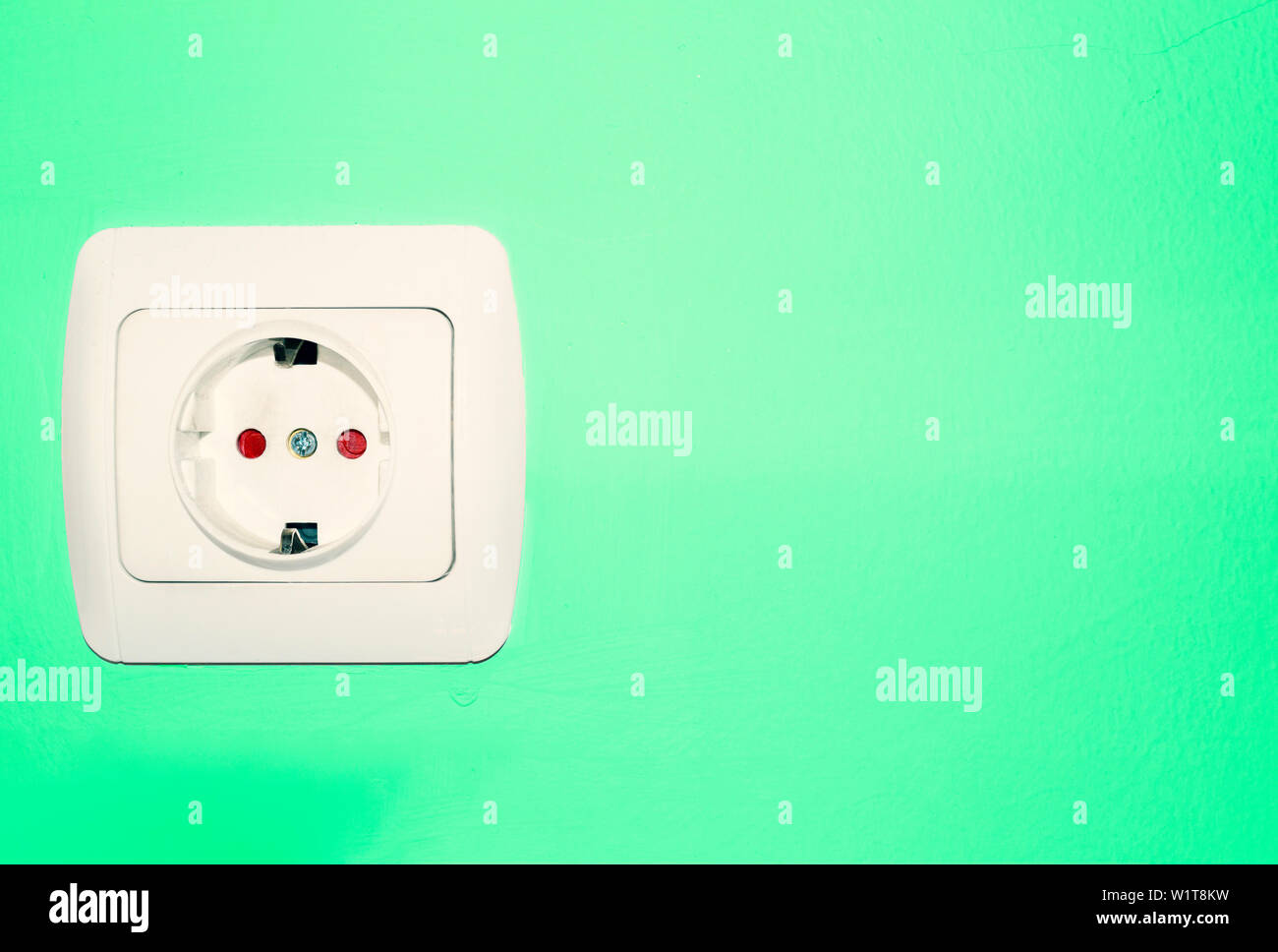 European wall outlet hires stock photography and images Alamy