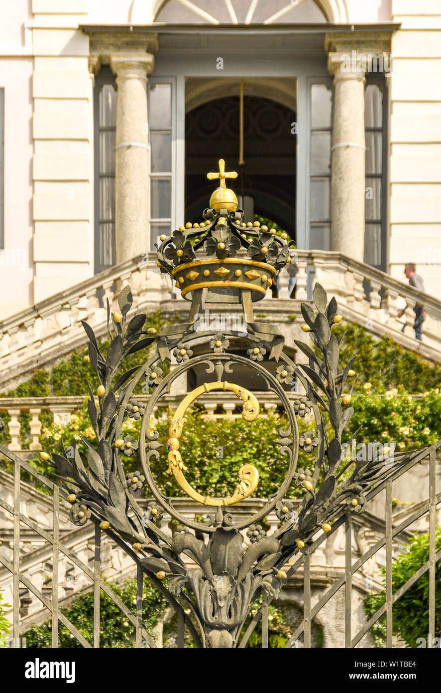 TREMEZZO, LAKE COMO, ITALY - JUNE 2019: Close up view of the ornamental gate in front of the Villa Carlotta in Tremezzo on Lake Como. Stock Photo