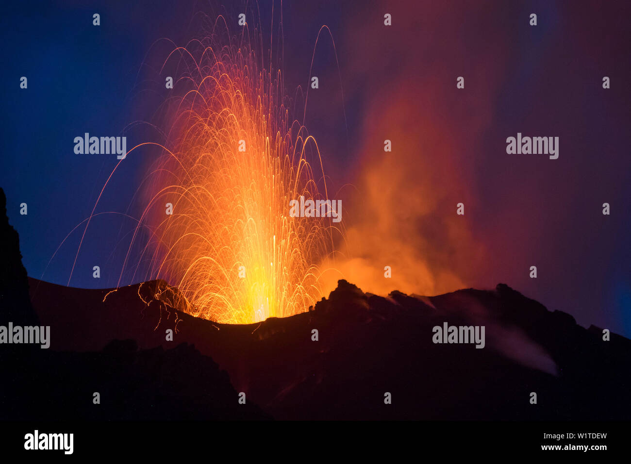 Eruption of Stromboli Volcano, 15.10.2016, Stromboli Island, Aeolian Islands, Lipari Islands, Tyrrhenian Sea, Mediterranean Sea, Italy, Europe Stock Photo
