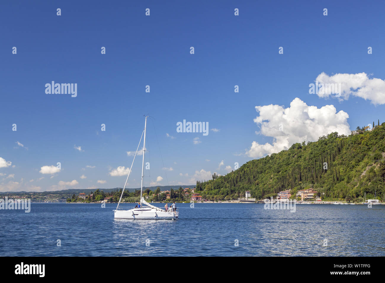 Sailing boat in Toscolano-Maderno on the Lake Garda, Northern Italien Lakes, Lombardy, Northern Italy, Italy, Southern Europe, Europe Stock Photo